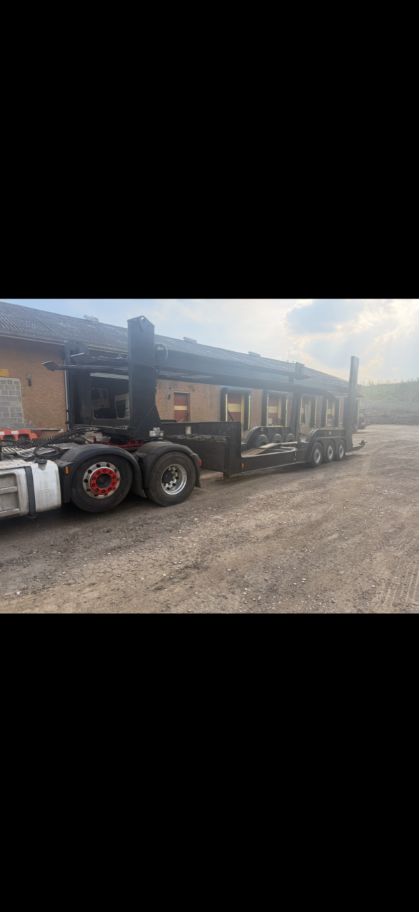 DAF XF 510 WITH TWIN DECK TRANSPORTER TRAILER                                                                                                                                                                                                                                                                                                                                                                                                                                                                                                                                                                                                                                                                                                                                                                                                                                                                                                                                                                                                                                                                                                                                                                                                                                                                                                                                                                                                                                                                                                                 ER - Image 9