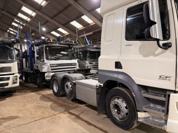 2016 DAF CF 460 Super Space Cab low kms - Image 4