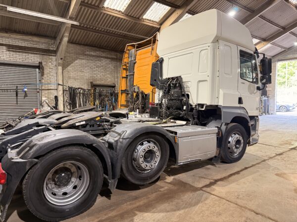 2016 DAF CF 460 Super Space Cab low kms - Image 5