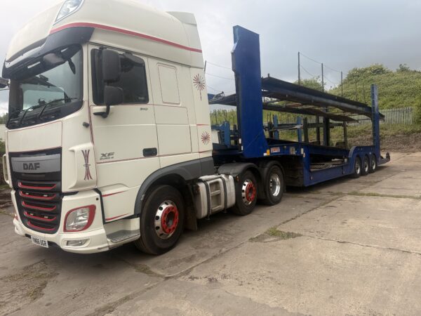 8 CAR TRANSPORTER ENGINEERING TRAILER - Image 4