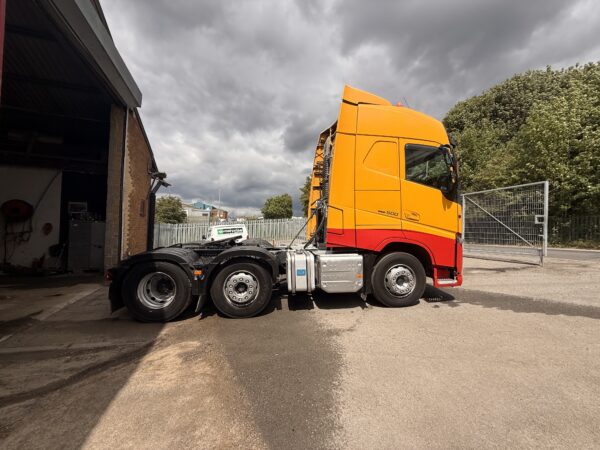 Volvo FH500 Globetrotter Super Space Cab                                                                                                                                                                                                                                                                                                                                                                                                                                                                                                                                                                                                                                                                                                                                                                                                                                                                                                                                                                                                                                                                                                                                                           twin line hydraulics TEST DEC - Image 2